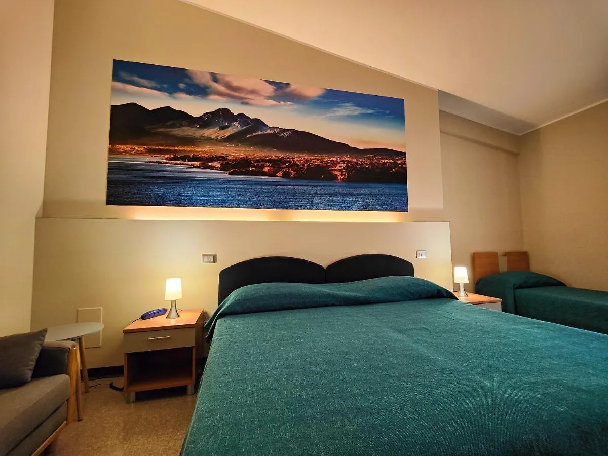Il Gabbiano Otel Termini Imerese 3*,