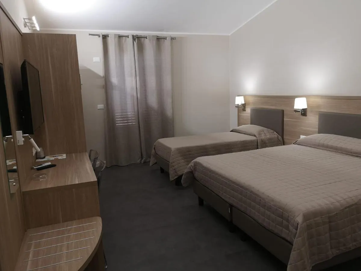 Il Gabbiano Otel Termini Imerese 3*,