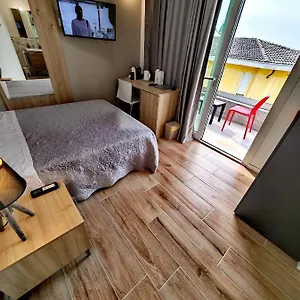delizia-rooms-apartments-residenze-del-cuore.hotelinveneto.com/